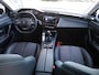 Peugeot 308 1.2 PureTech Allure Pack Business | Parkeersensoren v+a | Achteruitrijcamera | Keyless entry en start | 17 inch Lichtmetalen velgen | Apple Carplay/Android Auto | Led verlichting