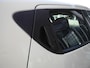 Nissan Juke 1.6 Turbo NISMO | 200 PK | Achteruitrijcamera | Lichtmetalen velgen | Climate control | Sportstoelen | Keyless entry en start | Extra getint glas | Unieke uitvoering