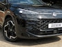 Volkswagen T-Roc 1.5 eTSI 150pk R-LINE DSG Nieuw model / Trekhaak / Camera / IQ Light / FABRIEKS garantie