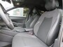 Volkswagen T-Roc 1.5 eTSI 150pk R-LINE DSG Nieuw model / Trekhaak / Camera / IQ Light / FABRIEKS garantie
