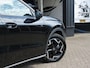 Volkswagen T-Roc 1.5 eTSI 150pk R-LINE DSG Nieuw model / Trekhaak / Camera / IQ Light / FABRIEKS garantie