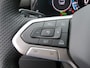 Volkswagen T-Roc 1.5 eTSI 150pk R-LINE DSG Nieuw model / Trekhaak / Camera / IQ Light / FABRIEKS garantie