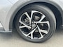 Toyota C-HR / C-HR+ 1.8 Hybrid Dynamic Apple/Android Carplay | Navigatie | Parkeersensoren voor+achter | 18 inch lichtmetalen velgen