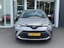 Toyota C-HR / C-HR+ 1.8 Hybrid Dynamic Apple/Android Carplay | Navigatie | Parkeersensoren voor+achter | 18 inch lichtmetalen velgen