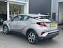 Toyota C-HR / C-HR+ 1.8 Hybrid Dynamic Apple/Android Carplay | Navigatie | Parkeersensoren voor+achter | 18 inch lichtmetalen velgen
