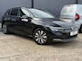 Volkswagen Golf 2.0 TDI 116 PK LIFE / NAVIGATIE / STOELVERW. / STUURVERW./ CARPLAY ENZ...