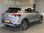 Volkswagen T-Roc 1.5 TSI Style | Adaptive cruise | IQ light | Massage | Digidash | Achteruitrijcamera | Clima | Stoelverwarming |