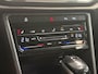 Volkswagen T-Roc 1.5 TSI Style | Adaptive cruise | IQ light | Massage | Digidash | Achteruitrijcamera | Clima | Stoelverwarming |