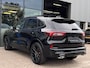 Ford Kuga 2.5 PHEV ST-Line X 243PK Black Pack €9.500,- Voorraadvoordeel! Elek. Trekhaak Panodak AGR Stoelen Adaptieve Cruise 2100KG Trekgewicht Winterpack Camera Blind-Spot Navi Climate B&O *Blue Cruise Optioneel*