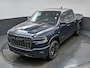 Dodge Ram LIMITED 2027 5.7 V8 HEMI | MAXIMAAL UITGERUST | NIEUWE KLEUR Forged Blue Metallic met Ebony Red interior seats | DUBBELE CABINE | 5 PERSOONS | DC | Allernieuwste Limited 2027 in nieuwe kleur Forged Blue  – volledig uitgerust met alle opties.