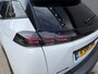 Peugeot 2008 1.2 Turbo 130PK Allure | Trekhaak 1200KG | Facelift model | Navigatie | Keyless Entry/Start | Digitaal Instrumentarium | HD Camera | LED Verlichting | Adaptieve Cruise Control | Climate Control | Lichtmetalen Velgen |