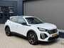 Peugeot 2008 1.2 Turbo 130PK Allure | Trekhaak 1200KG | Facelift model | Navigatie | Keyless Entry/Start | Digitaal Instrumentarium | HD Camera | LED Verlichting | Adaptieve Cruise Control | Climate Control | Lichtmetalen Velgen |