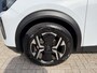 Peugeot 2008 1.2 Turbo 130PK Allure | Trekhaak 1200KG | Facelift model | Navigatie | Keyless Entry/Start | Digitaal Instrumentarium | HD Camera | LED Verlichting | Adaptieve Cruise Control | Climate Control | Lichtmetalen Velgen |