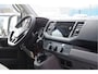 Volkswagen Crafter 2.0 TDI L4 DUBBELLUCHT, OPEN LAADBAK N1! 3.5T TREKHAAK, 165PK AUT. NIEUW! CARPLAY, CRUISE, AIRCO, DAB, OPENLAADBAK, PICKUP, PICK-UP