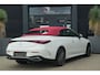 Mercedes-Benz CLE Cabriolet 200 AMG Line | 204PK | Burmester | Airscarf | Memory | ACC | Mercedes-Benz CLE Cabriolet 200 AMG Line 204 PK met 2.0 viercilinder benzinemotor, lederen bekleding, Burmester audiosysteem, navigatie, stoelverwarming en elektrisch verstelbare stoelen met