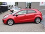 Kia Rio 1.2 CVVT World Cup Edition NL auto/Cruise control/Airco/Parkeersensoren/Bluetooth/Elektrische ramen/Licht metalen velgen