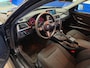 BMW 3-Serie 320i Luxury Edition Connected, LED, Navi, PDC
