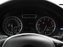 Mercedes-Benz A-klasse 180 Ambition Style Automaat Sfeerverlichting Navigatie Climate Control Parkeer Sensoren V+A Lichtmetalen Velgen Cruise Control Bluetooth