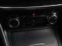 Mercedes-Benz A-klasse 180 Ambition Style Automaat Sfeerverlichting Navigatie Climate Control Parkeer Sensoren V+A Lichtmetalen Velgen Cruise Control Bluetooth