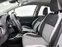 Toyota Yaris 1.5 Hybrid Y20 | Dealer onderhouden | Apple CarPlay/Android Auto | Elektrisch Verstel/inklapbare buitenspiegels | Elektrische ramen voor+achter | Climate Control | Achteruitrijcamera |