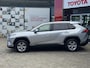 Toyota RAV4 2.5 Hybrid Dynamic AWD DYNAMIC 1650KG TREKGEW STOELVERW PARK-SENSOREN NAVI CAMERA APPLE/ANDROID LM-VELGEN