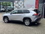 Toyota RAV4 2.5 Hybrid Dynamic AWD DYNAMIC 1650KG TREKGEW STOELVERW PARK-SENSOREN NAVI CAMERA APPLE/ANDROID LM-VELGEN