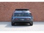 Volvo EX30 Single Motor Extended Range Ultra 69 kWh 45th Anniversary Edition | 5 jaar garantie - (2 jaar extra fabrieksgarantie) | 20 inch lichtmetalen velgen | Extra getint glas achter | Verwarmde voorstoelen en stuurwiel