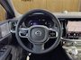 Volvo V60 2.0 T6 Plug-in hybrid AWD Ultra Dark | Bower & Wilkins | Massage stoelen voor | 360 Camera | Schuifkanteldak | 19inch velgen |
