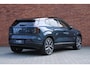 Volvo EX30 Single Motor Extended Range Ultra 69 kWh 45th Anniversary Edition | 5 jaar garantie - (2 jaar extra fabrieksgarantie) | Zwarte Interieur Bekleding | 20 inch lichtmetalen velgen | Getint glas achter | Verwarmde voorstoelen en stuurwiel | Panoramadak | 360 Graden Camera | Premium Aduio By Harman Kardon | Draadloze telefoonlader | Pilot Assist | Parkeerassistent |