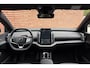 Volvo EX30 Single Motor Extended Range Ultra 69 kWh 45th Anniversary Edition | 5 jaar garantie - (2 jaar extra fabrieksgarantie) | Zwarte Interieur Bekleding | 20 inch lichtmetalen velgen | Getint glas achter | Verwarmde voorstoelen en stuurwiel | Panoramadak | 360 Graden Camera | Premium Aduio By Harman Kardon | Draadloze telefoonlader | Pilot Assist | Parkeerassistent |