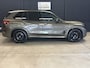 BMW X5 xDrive50e M Sport Pro |490 pk | Sky Lounge | Panoramadak | Luchtvering | BTW-auto