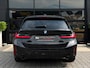 BMW 3-Serie Touring 330e xDrive, M-Sport, Pano, HUD, Adaptive Cruise, Dealer Onderhouden,