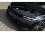 BMW 3-Serie Touring 330e xDrive, M-Sport, Pano, HUD, Adaptive Cruise, Dealer Onderhouden,