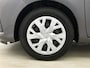 Toyota Yaris 1.0 VVT-i Energy | Trekhaak | Navigatie | Climate Control | Achteruitrijcamera | Elektrische ramen voor | Elektrisch verstelbare buitenspiegels |
