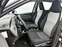 Toyota Yaris 1.0 VVT-i Energy | Trekhaak | Navigatie | Climate Control | Achteruitrijcamera | Elektrische ramen voor | Elektrisch verstelbare buitenspiegels |