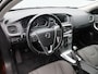 Volvo V40 Cross Country 2.0 T3 Nordic+ | Leder Stuurwiel | Cruise Control | Stoelverwarming | Navigatie | Camera | 16 Inch