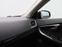 Volvo V40 Cross Country 2.0 T3 Nordic+ | Leder Stuurwiel | Cruise Control | Stoelverwarming | Navigatie | Camera | 16 Inch