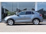 Volkswagen T-Roc 1.5 TSI 150pk DSG R-Line | Navigatie | Trekhaak | Camera | PDC