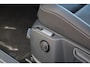 Volkswagen T-Roc 1.5 TSI 150pk DSG R-Line | Navigatie | Trekhaak | Camera | PDC