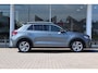 Volkswagen T-Roc 1.5 TSI 150pk DSG R-Line | Navigatie | Trekhaak | Camera | PDC