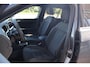 Volkswagen T-Roc 1.5 TSI 150pk DSG R-Line | Navigatie | Trekhaak | Camera | PDC