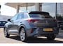 Volkswagen T-Roc 1.5 TSI 150pk DSG R-Line | Navigatie | Trekhaak | Camera | PDC
