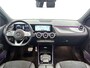 Mercedes-Benz B-klasse 200 Business Solution AMG | Panoramadak | Achteruitrijcamera | Nightpakket | Multibeam Koplampen | Inclusief 24 maanden MB Certified garantie voor Europa.