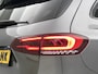 Mercedes-Benz B-klasse 200 Business Solution AMG | Panoramadak | Achteruitrijcamera | Nightpakket | Multibeam Koplampen | Inclusief 24 maanden MB Certified garantie voor Europa.