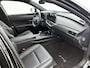 Lexus UX 300h F SPORT Design | BTW Voertuig | Stoel+stuurverwarming | Lederen bekleding | Blind Spot Monitor | Parkeersensoren voor+achter | Navigatie | Apple CarPlay/Android Auto | Cruise Control Adaptive | Achteruitrij