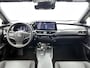 Lexus UX 300h F SPORT Design | BTW Voertuig | Stoel+stuurverwarming | Lederen bekleding | Blind Spot Monitor | Parkeersensoren voor+achter | Navigatie | Apple CarPlay/Android Auto | Cruise Control Adaptive | Achteruitrij