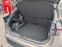 Toyota Yaris Cross 1.5 Hybrid 115 First Edition BRONZE MET. STOEL- STUUR- EN RUITENWISSER VERWARMING DRAADLOOS LADEN