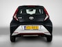 Toyota Aygo 1.0 VVT-i x-joy Automaat | Safety-Pack | Keyless Entry/Start | Climate Control | Apple CarPlay/Android Auto | Achteruitrijcamera | Elektrische ramen voor | elektrisch verstelbare buitenspiegels | Automatische verlich