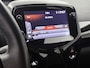 Toyota Aygo 1.0 VVT-i x-joy Automaat | Safety-Pack | Keyless Entry/Start | Climate Control | Apple CarPlay/Android Auto | Achteruitrijcamera | Elektrische ramen voor | elektrisch verstelbare buitenspiegels | Automatische verlich
