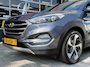 Hyundai Tucson 1.6 T-GDi Premium 177PK - Navigatie I Leer I Airco I 19 inch Sport velgen I LED I PDC & Camera I Dealer onderhouden